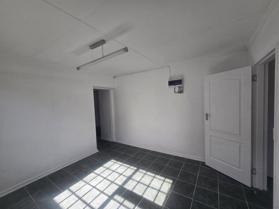 To Let Commercial Property for Rent in Port Alfred Eastern Cape